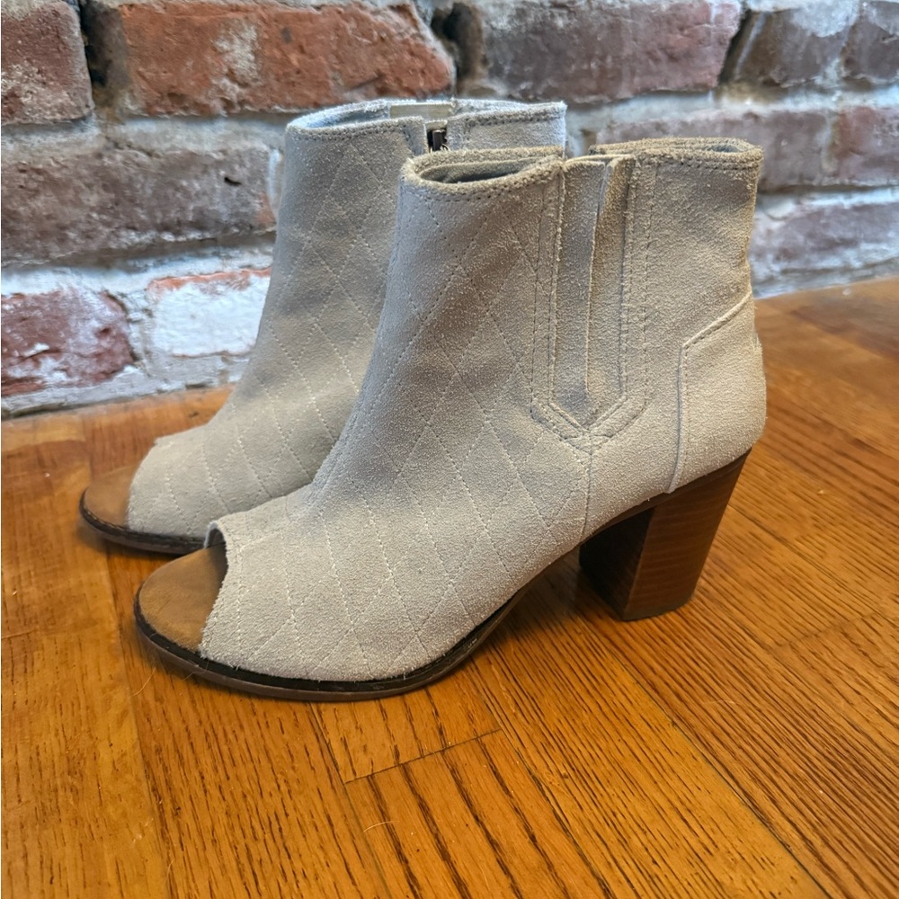Toms Cream Ankle Booties with Stacked Heel